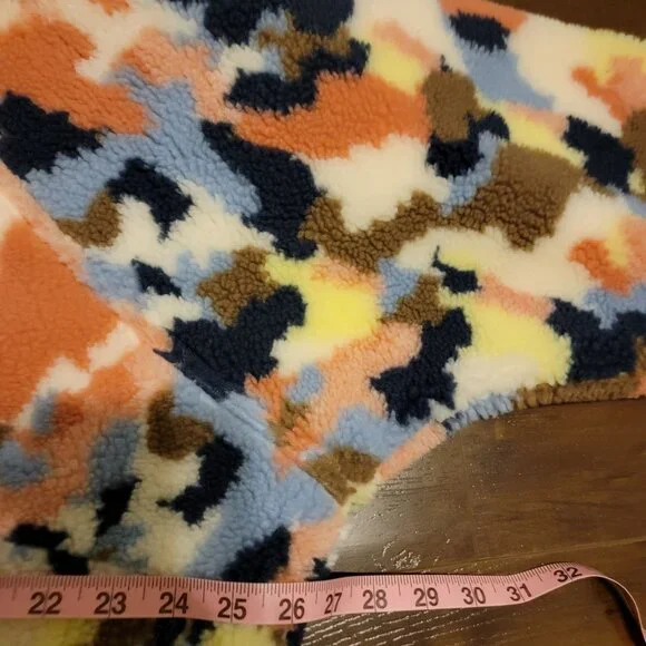 Free People Hit The Slopes Fleece Pullover Jacket Womens L Camo Cozy Casual Boho - Picture 5 of 6